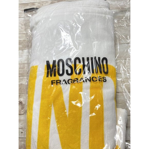 NEW MOSCHINO Toy 2 Teddy Bear Beach Summer Soft Designer Towel NEW White Yellow - Picture 5 of 5